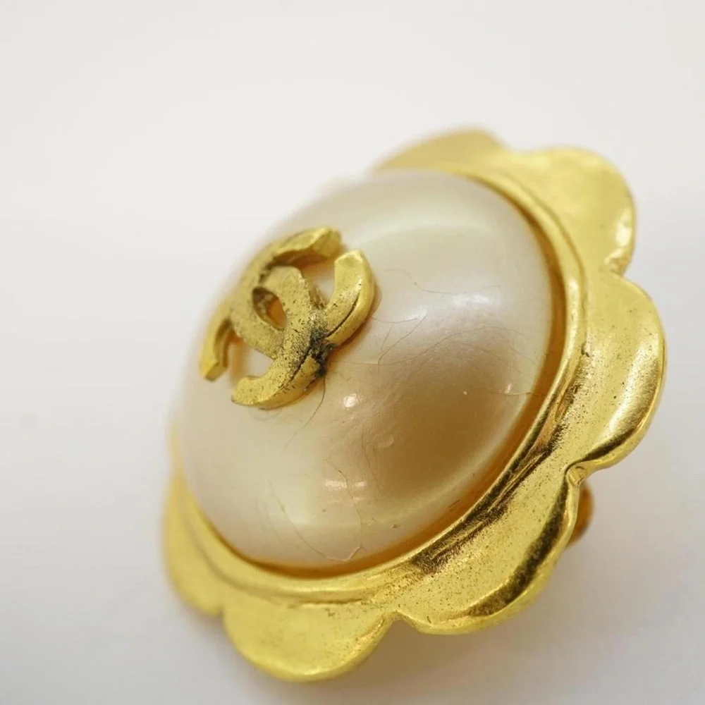Vintage Chanel Clip On Earrings